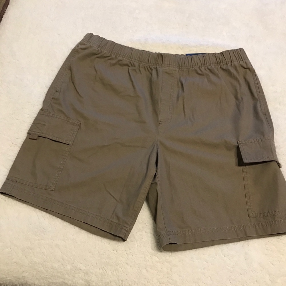 Men’s Croft&Barrow Cargo Shorts NWT SIZE 38